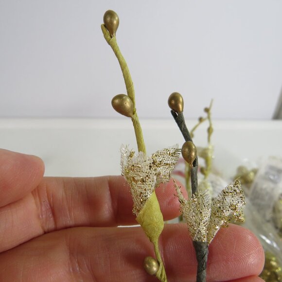 Mixed Gold Floral Stem Glitter Berries Floral Picks - Picture 4 of 9